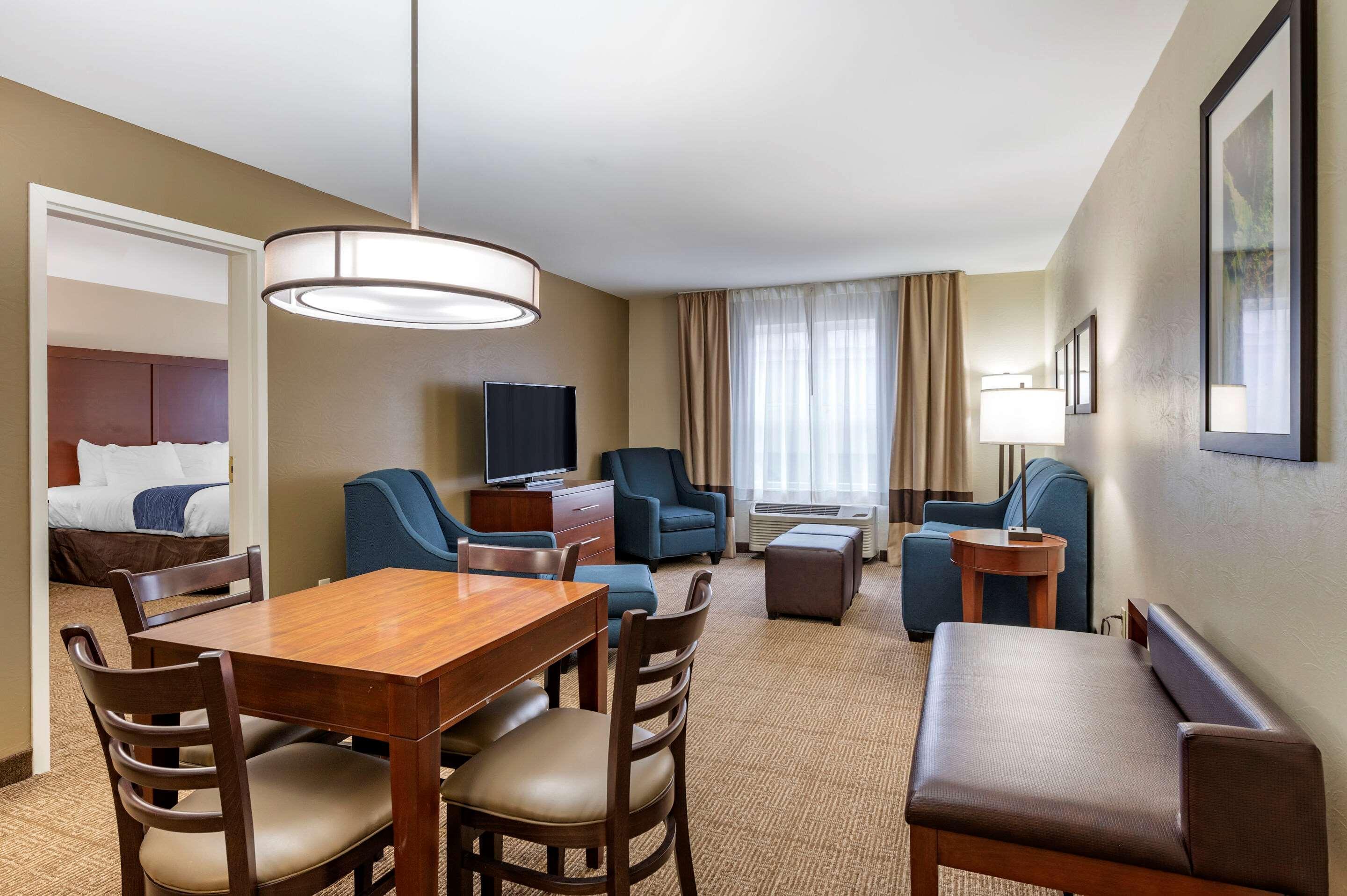 Comfort Inn & Suites Northern Kentucky Wilder Kültér fotó